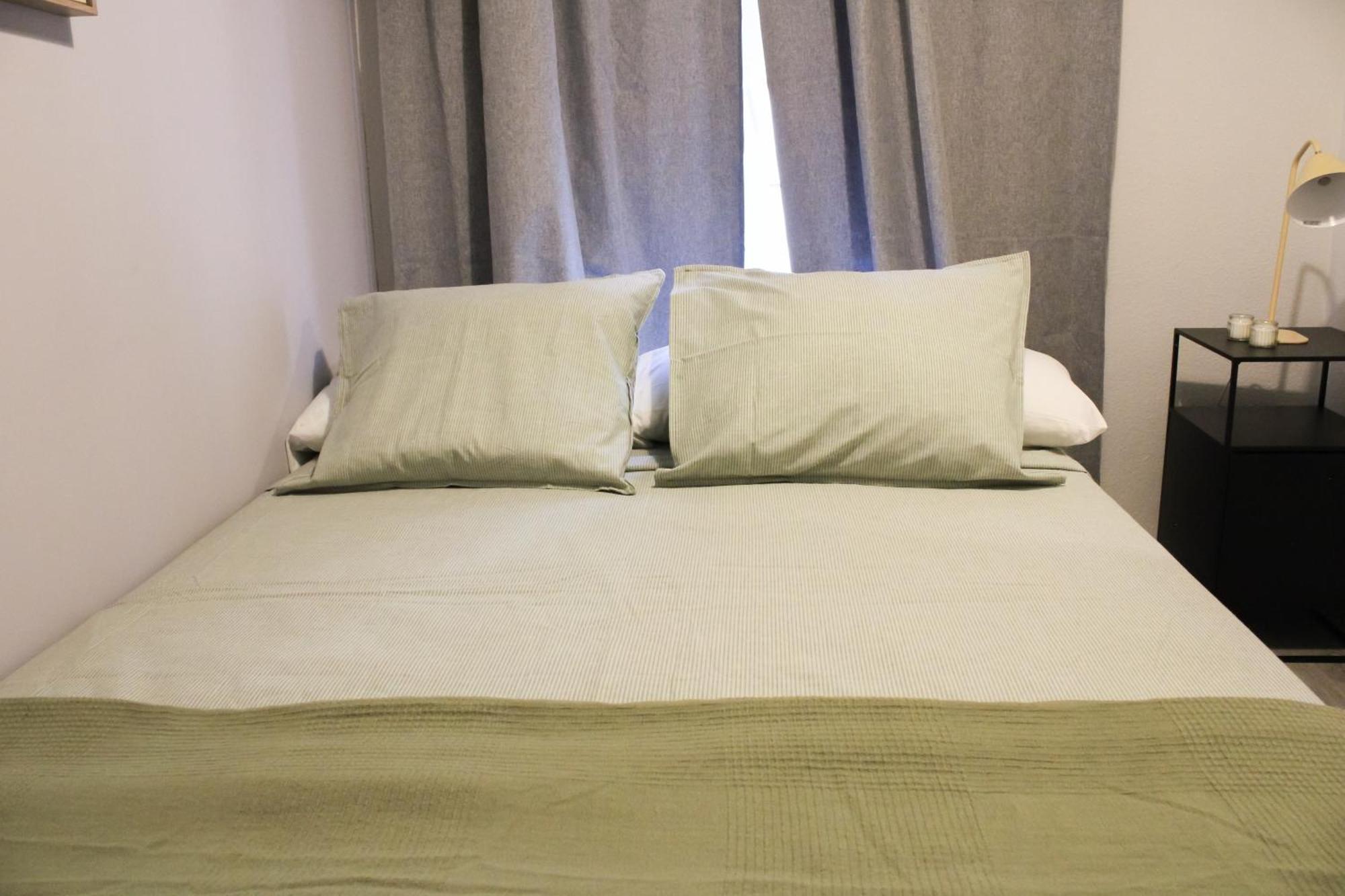 Matute Street, Private Rooms, Madrid
